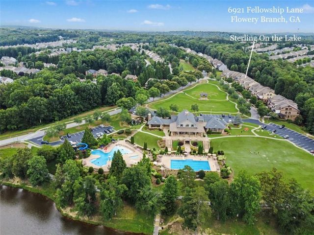 6921 Fellowship Lane, Flowery Branch, GA 30542