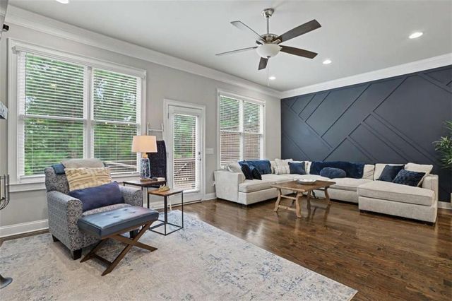 6921 Fellowship Lane, Flowery Branch, GA 30542
