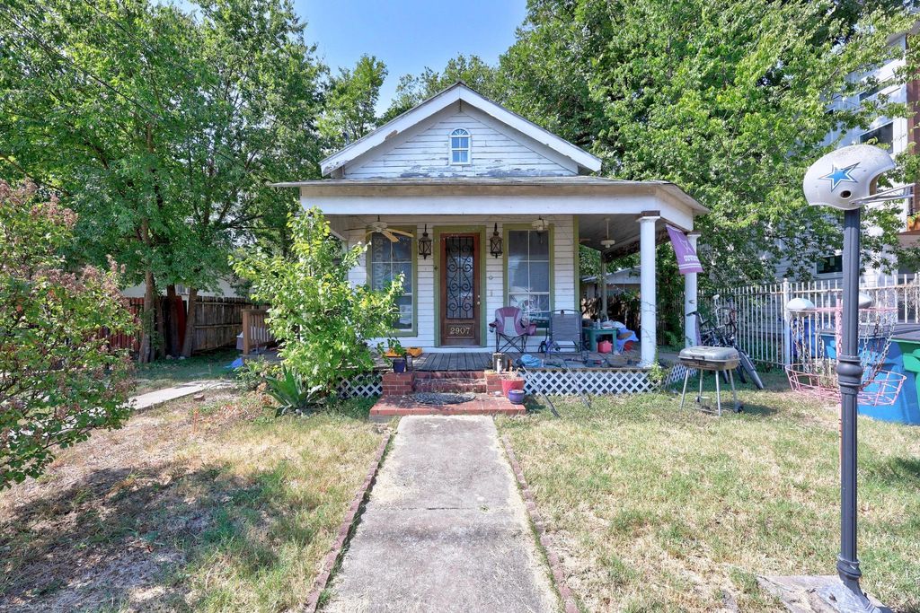 2907 E 5th ST, Austin, TX 78702
