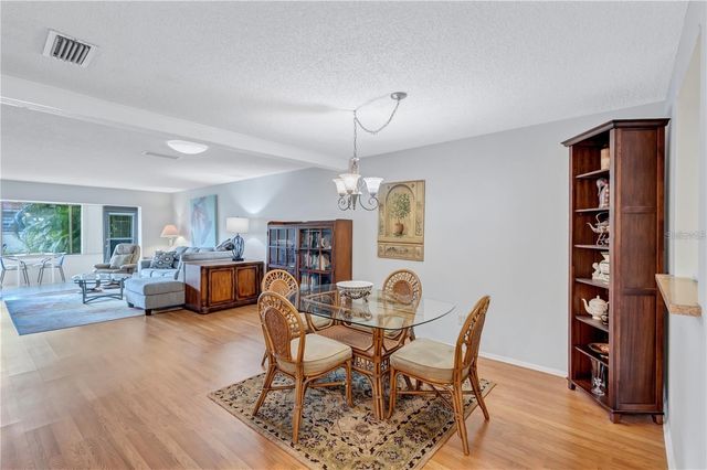 19029 US HIGHWAY 19 N 12B, Clearwater, FL 33764