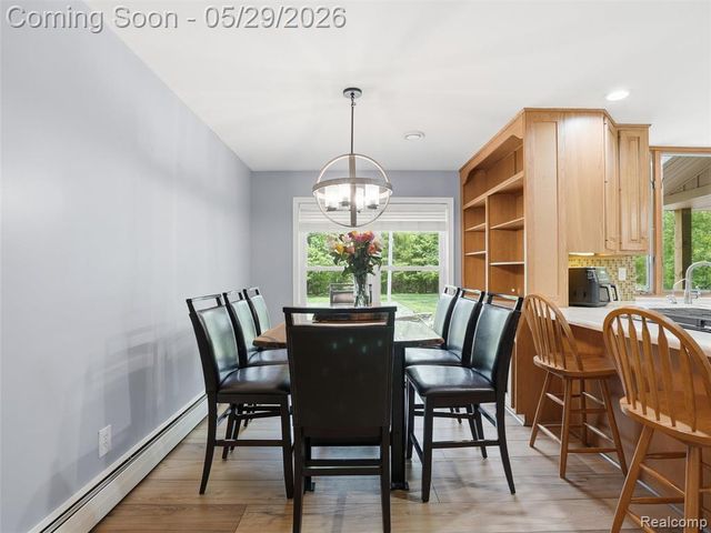 10839 9 Mile Road, Whitmore Lake, MI 48189