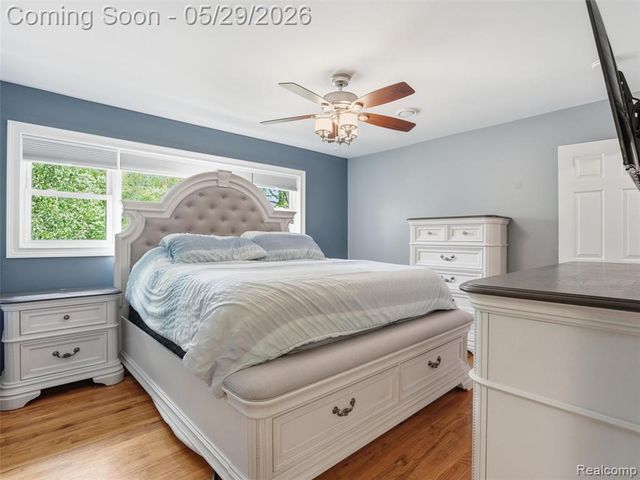 10839 9 Mile Road, Whitmore Lake, MI 48189