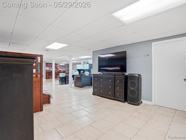 10839 9 Mile Road, Whitmore Lake, MI 48189