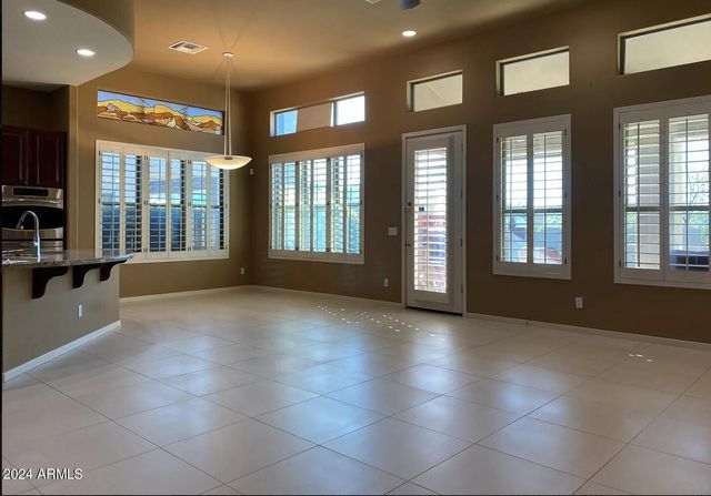 1223 E MOSS Street, Phoenix, AZ 85020