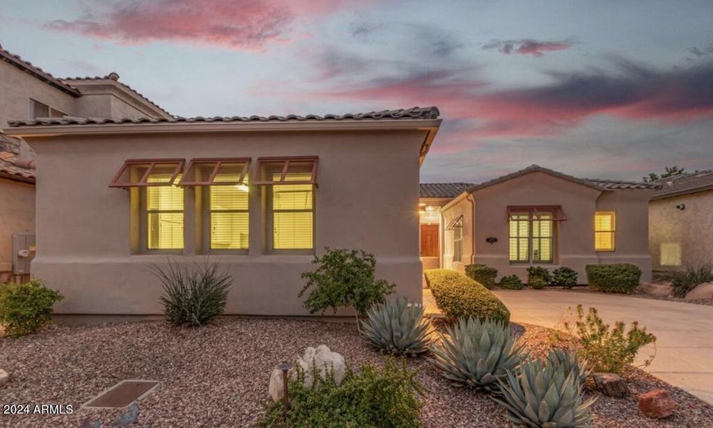 1223 E MOSS Street, Phoenix, AZ 85020