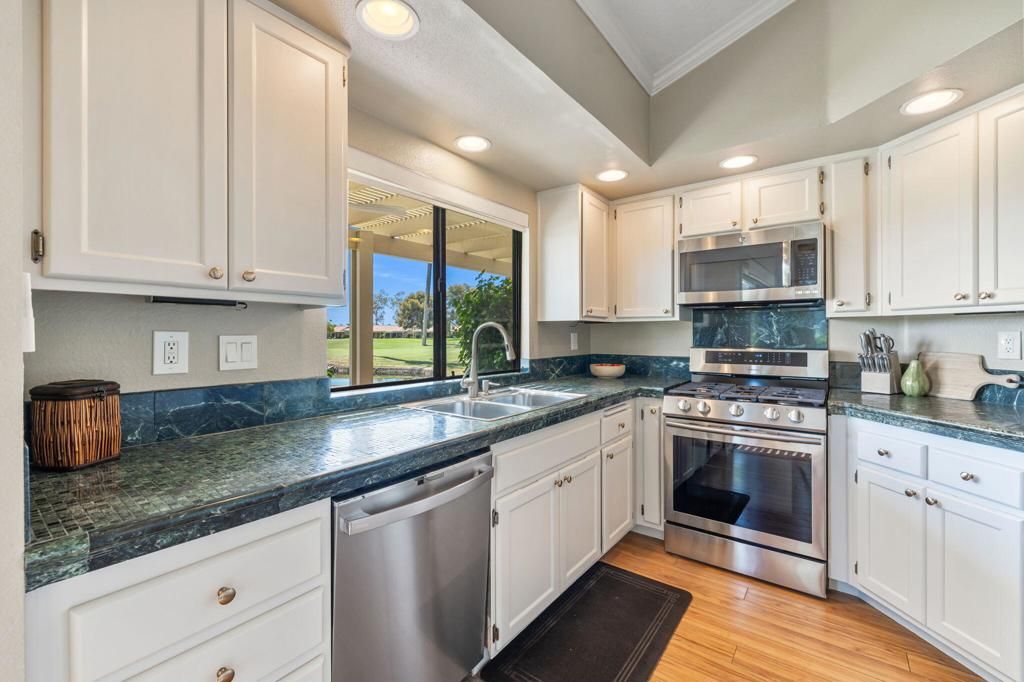Image 12 of property listing at 41730 Kansas Street, Palm Desert, CA 92211