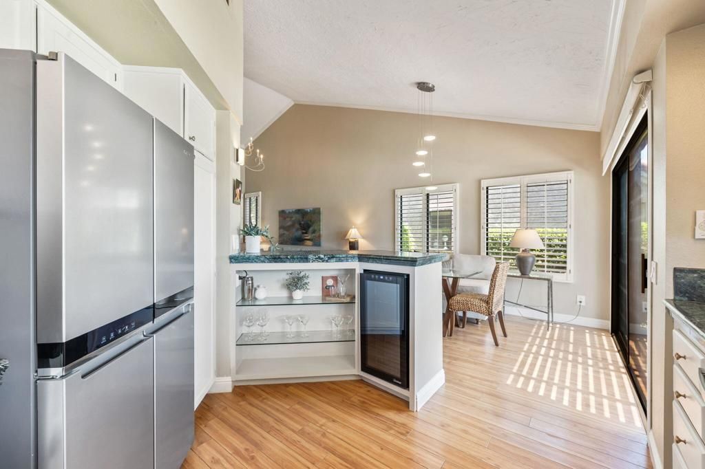 Image 14 of property listing at 41730 Kansas Street, Palm Desert, CA 92211