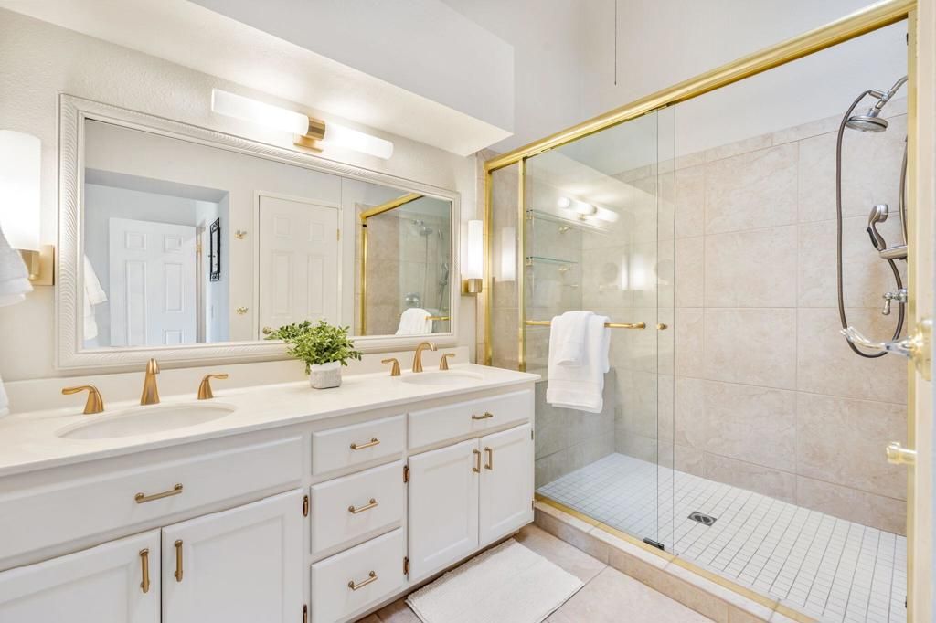 Image 26 of property listing at 41730 Kansas Street, Palm Desert, CA 92211
