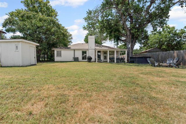 4603 Rendezvous Court, Granbury, TX 76049