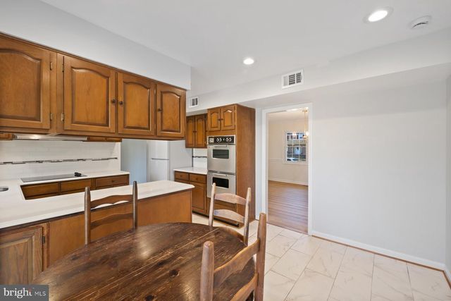 13817 BLAIR STONE LN, Silver Spring, MD 20906