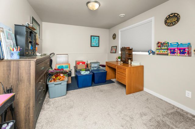 3831 32nd Street S, Moorhead, MN 56560