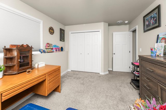 3831 32nd Street S, Moorhead, MN 56560