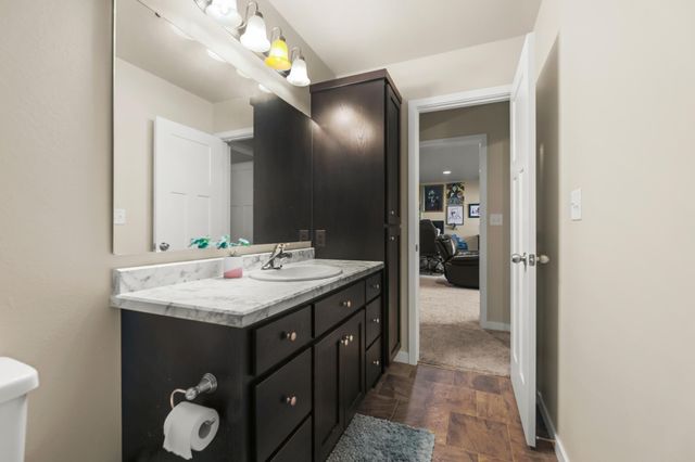 3831 32nd Street S, Moorhead, MN 56560