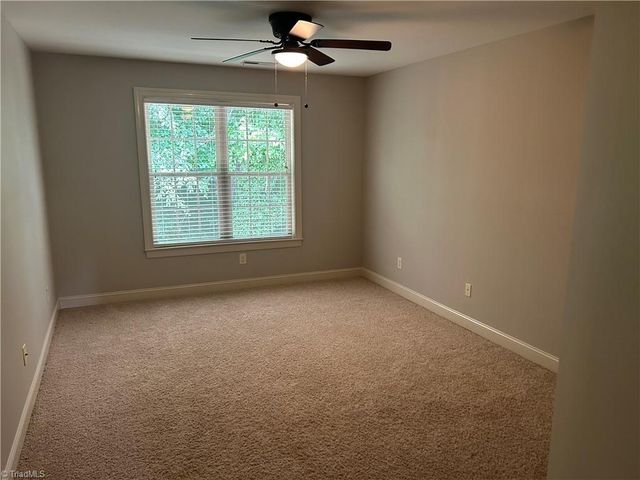 1119 Heritage Path Lane, Winston-salem, NC 27103