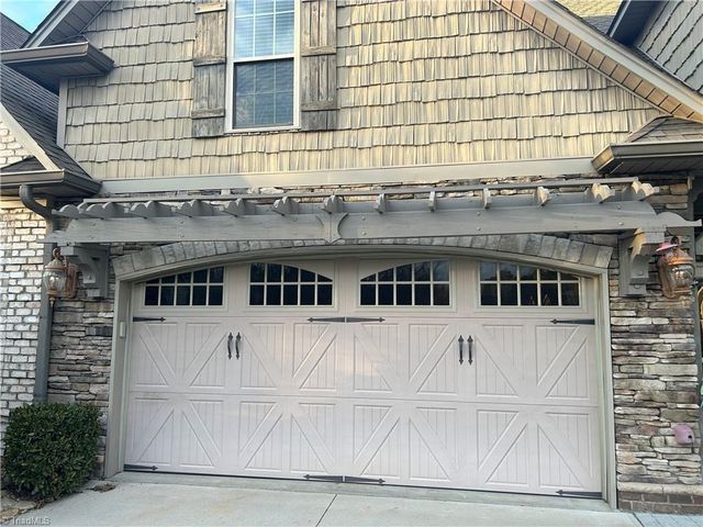 1119 Heritage Path Lane, Winston-salem, NC 27103