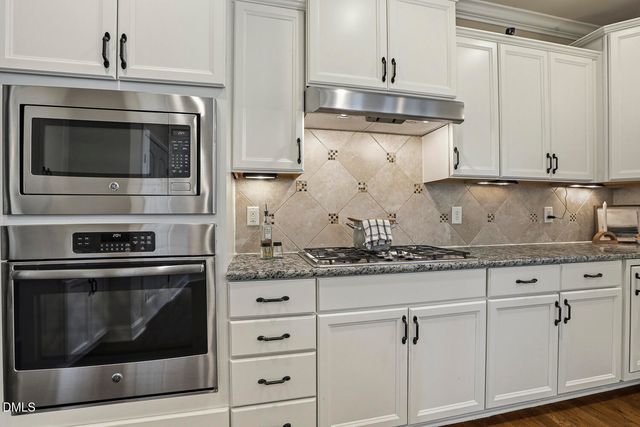 2751 Lake Waccamaw Trail, Apex, NC 27502