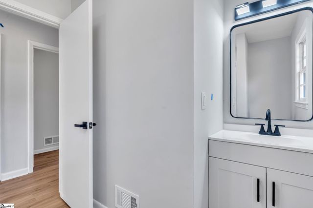 175 Blue Ridge Road, Campobello, SC 29322