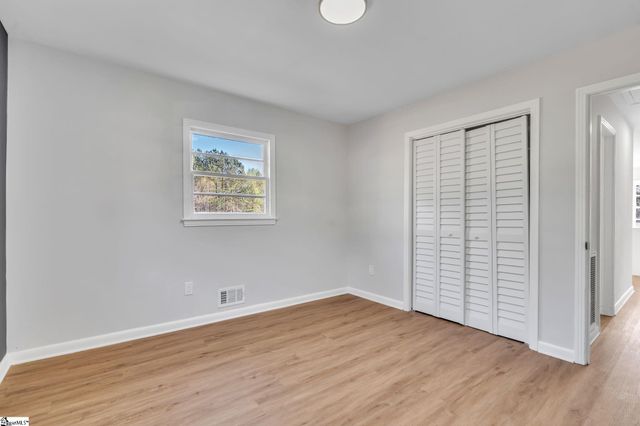 175 Blue Ridge Road, Campobello, SC 29322