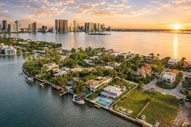 1300 S Venetian Way, Miami, FL 33139