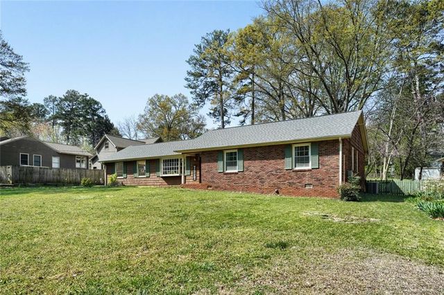 1661 Huntington Drive, Marietta, GA 30066