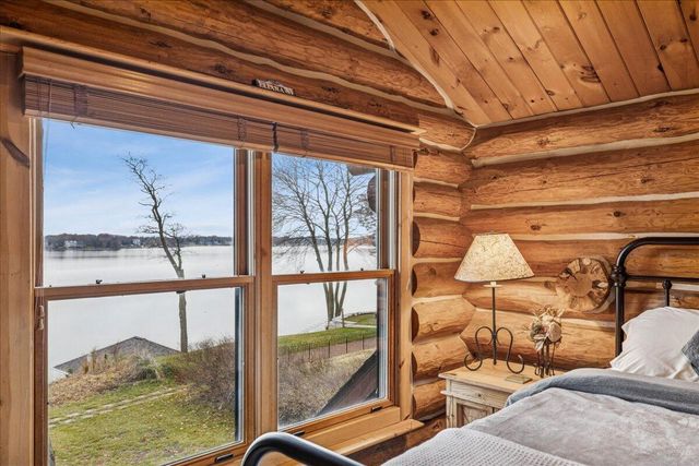 40017 85th STREET, Genoa City, WI 53128