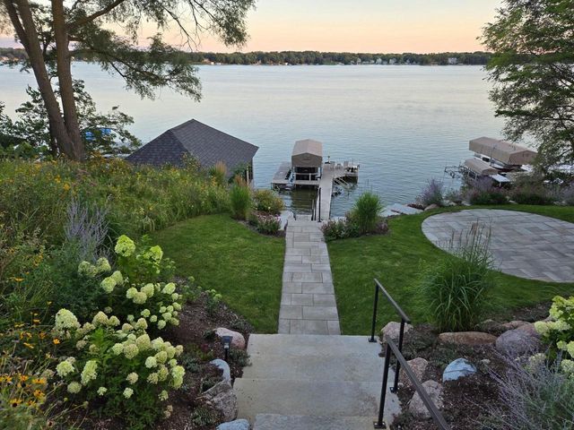 40017 85th STREET, Genoa City, WI 53128