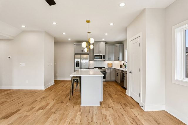 6126 Robertson Ave, Nashville, TN 37209