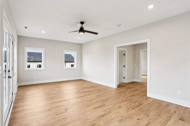 6126 Robertson Ave, Nashville, TN 37209