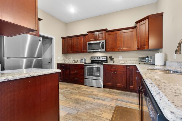 4268 Sango Rd, Clarksville, TN 37043