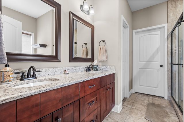 4268 Sango Rd, Clarksville, TN 37043