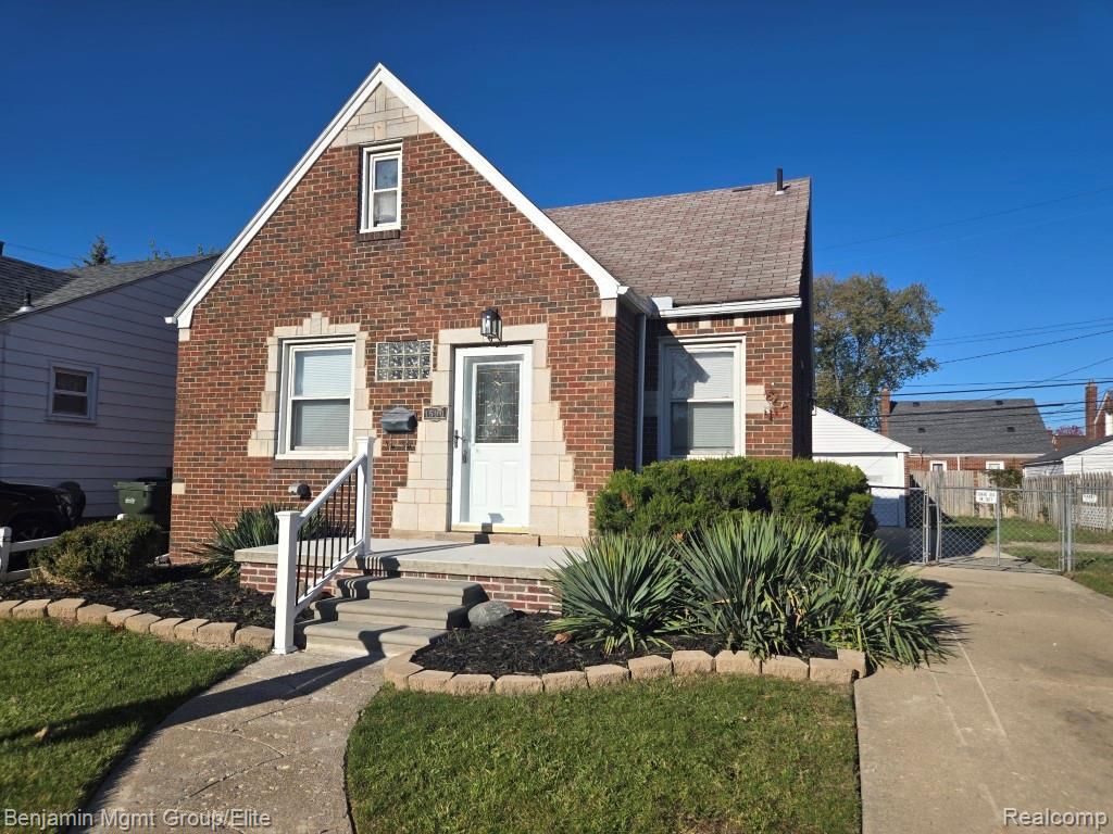 1590 Mill Street, Lincoln Park, MI 48146