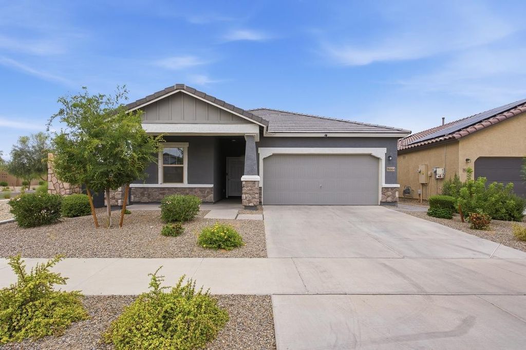 16664 W Christy Drive, Surprise, AZ 85388