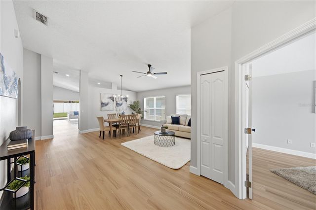 2946 STAR GRASS POINT, Oviedo, FL 32766