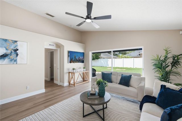 2946 STAR GRASS POINT, Oviedo, FL 32766