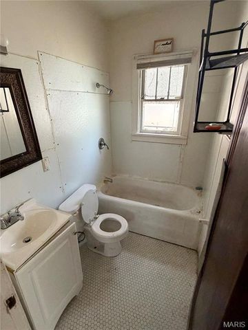 6706 Stratford Avenue, Pine Lawn, MO 63121