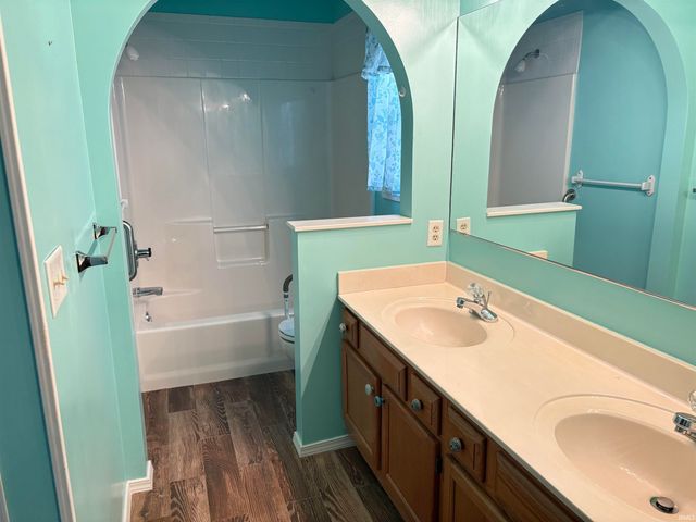 729 E Moss Creek Circle, Bloomington, IN 47401