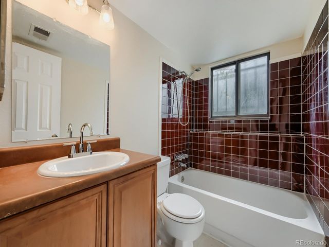18032 E Loyola Pl, Aurora, CO 80013