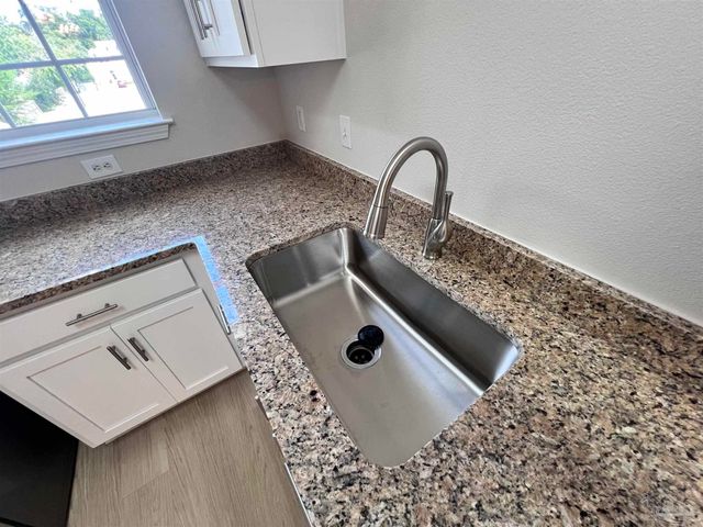 7101 Joy St G-8, Pensacola, FL 32514