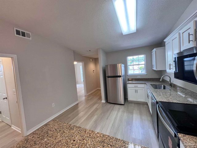 7101 Joy St G-8, Pensacola, FL 32514