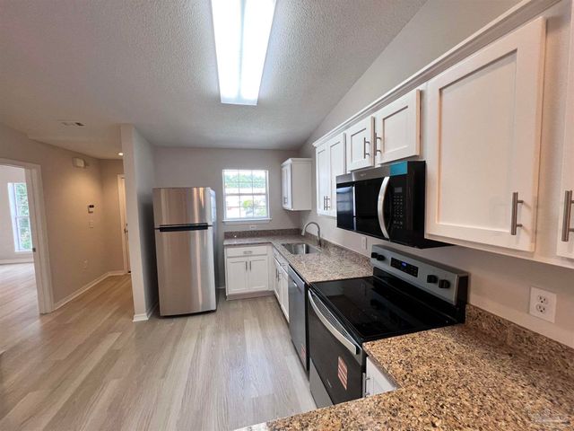 7101 Joy St G-8, Pensacola, FL 32514