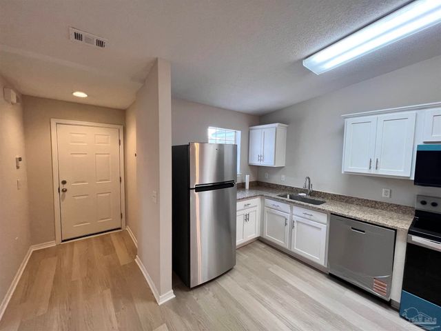 7101 Joy St G-8, Pensacola, FL 32514