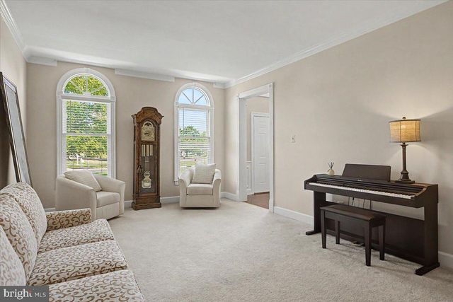 96 AUTUMN DR, Newtown, PA 18940