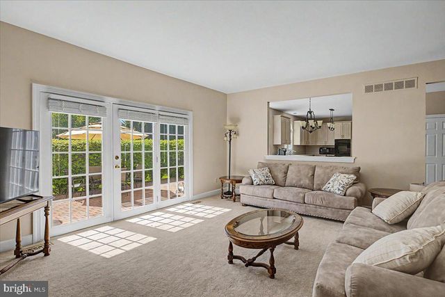 96 AUTUMN DR, Newtown, PA 18940