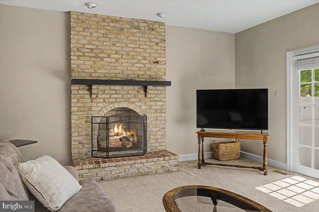 96 AUTUMN DR, Newtown, PA 18940