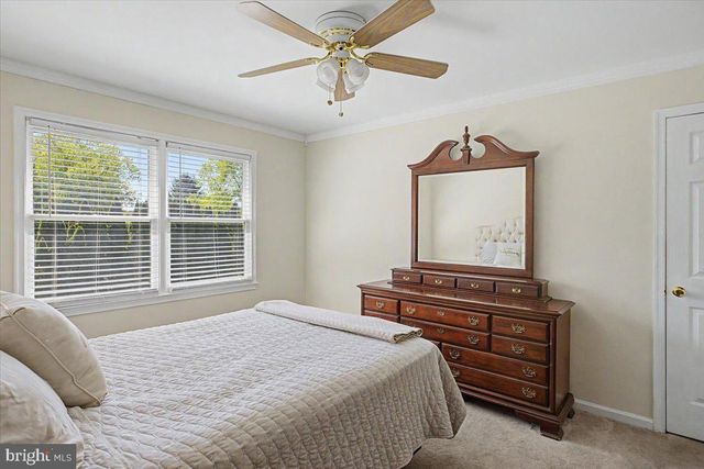 96 AUTUMN DR, Newtown, PA 18940