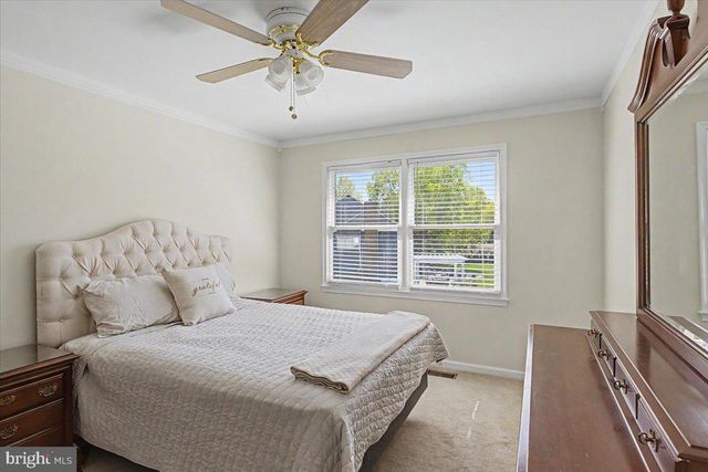 96 AUTUMN DR, Newtown, PA 18940