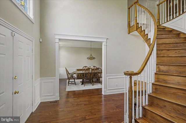96 AUTUMN DR, Newtown, PA 18940