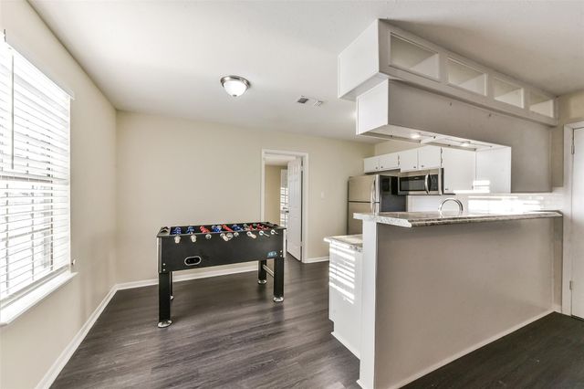 3602 Alice Street, Galveston, TX 77554