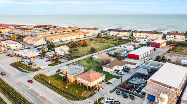 3602 Alice Street, Galveston, TX 77554