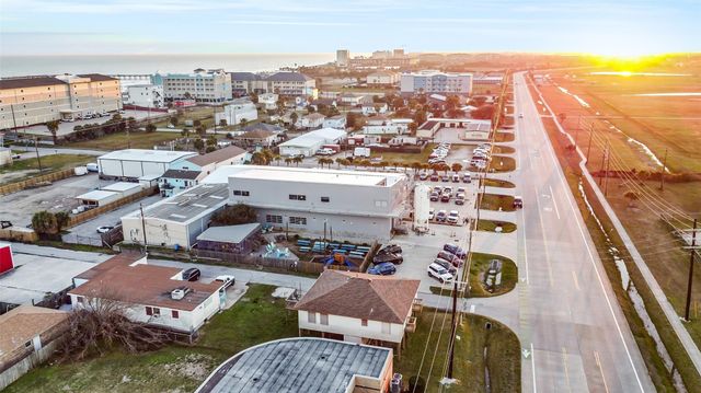 3602 Alice Street, Galveston, TX 77554